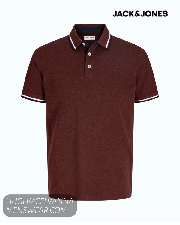 Close up of the premium organic piquet cotton fabric and button placket on a Jack and Jones polo shirt