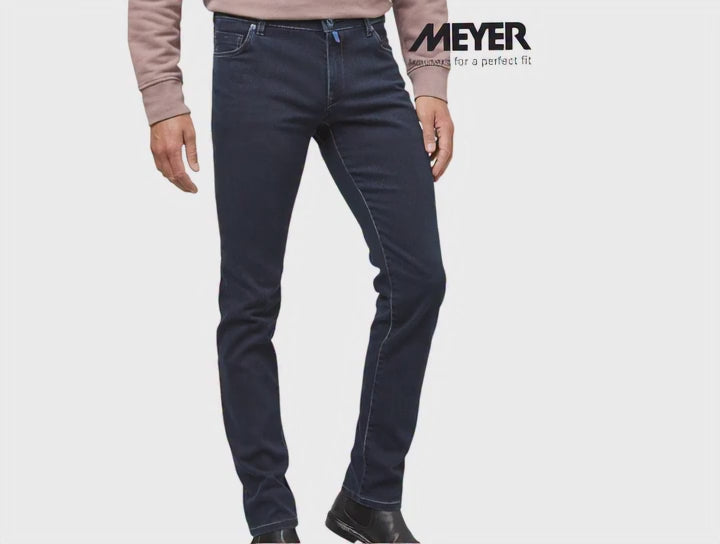 Meyer 6206/19 Jeans worn by a model