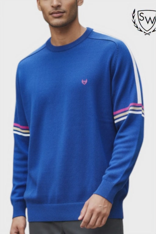 Scott and wade Hugho pullover worn by a model showing it in this video