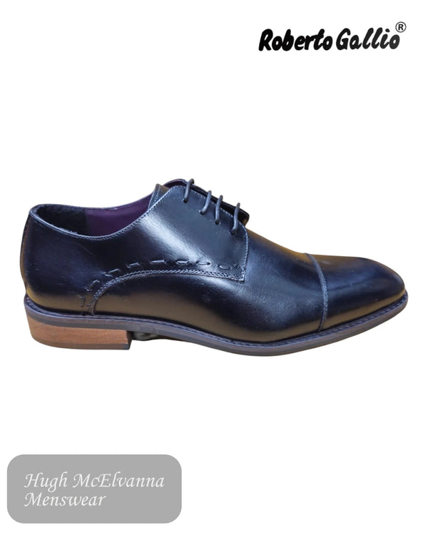 Black dress laced shoes with 'Roberto Gallio' branding on a white background